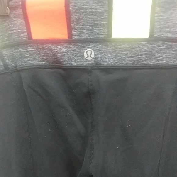 Lululemon Womens black athletic pants sz 8 - Picture 4 of 7